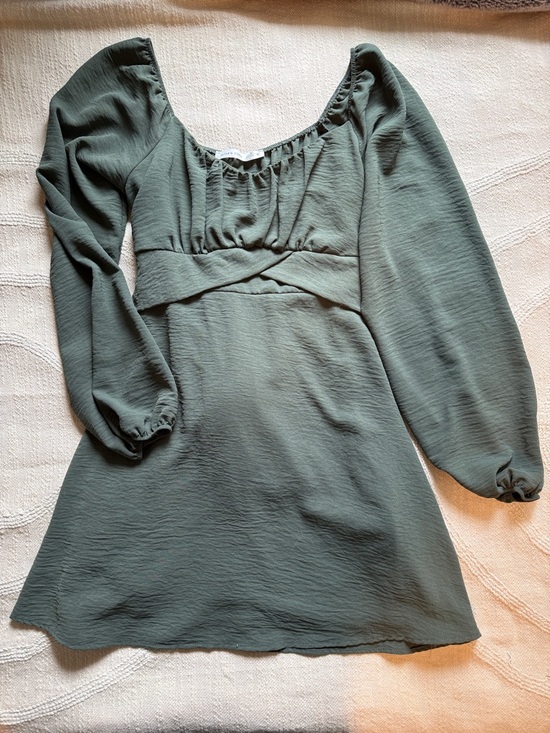 Altar'd State Dresses & Skirts - Large Altar'd State Olive Green Long Sleeve Flowy Dress with Back Tie